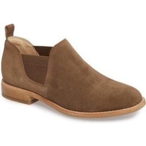 Clark's Edenvale Page Olive Green Suede Ankle Bootie